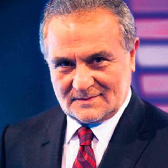 Kenan Işık kimdir?