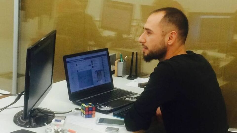 Ünlü isimlere şantaj yapan hackerlar hakim karşısında