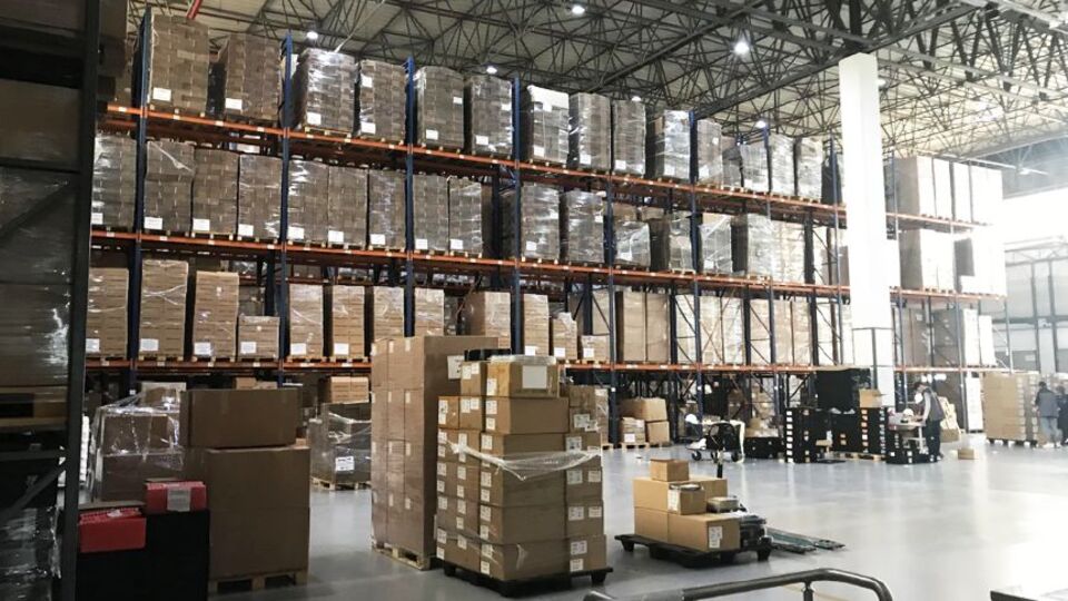 Türk üreticiden 100 milyon TL'lik cep fabrikası!