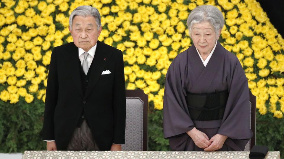 200 yıl sonra tahttan çekilen ilk hükümdar olacak!