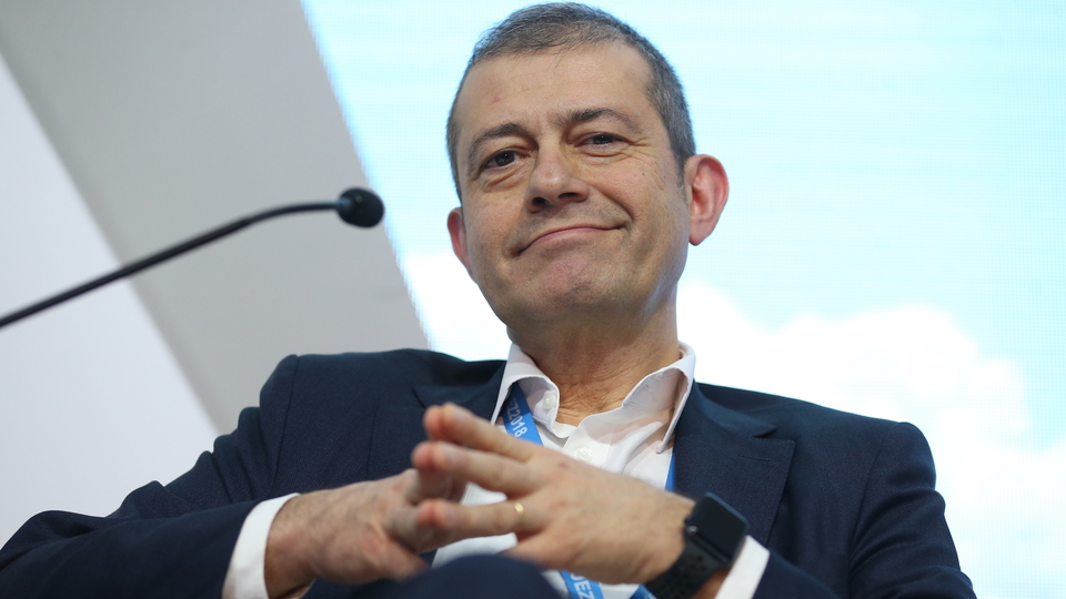 "Akbank müşterileri döviz satışı yapmaya başladı"