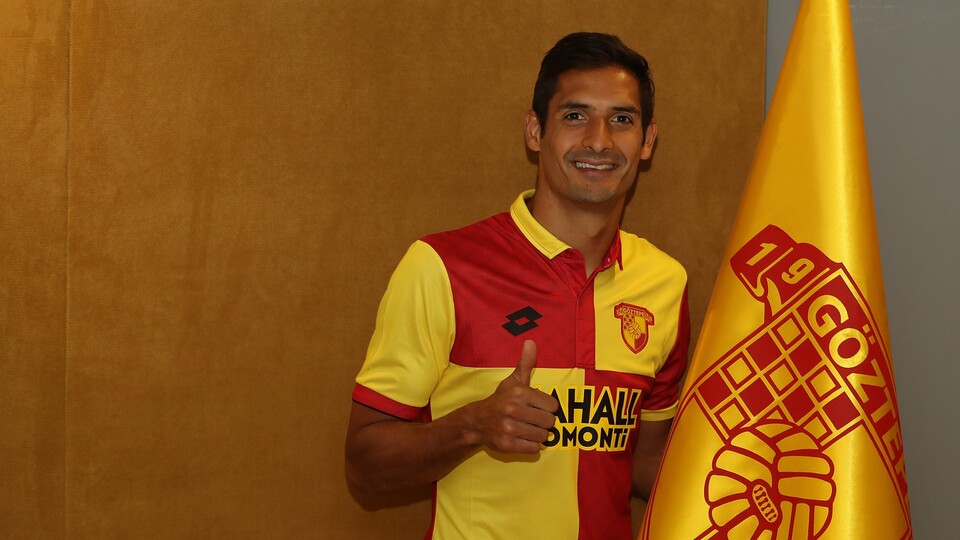 Göztepe'ye Deportivo'dan takviye