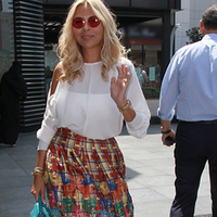 Şıklığıyla büyüledi