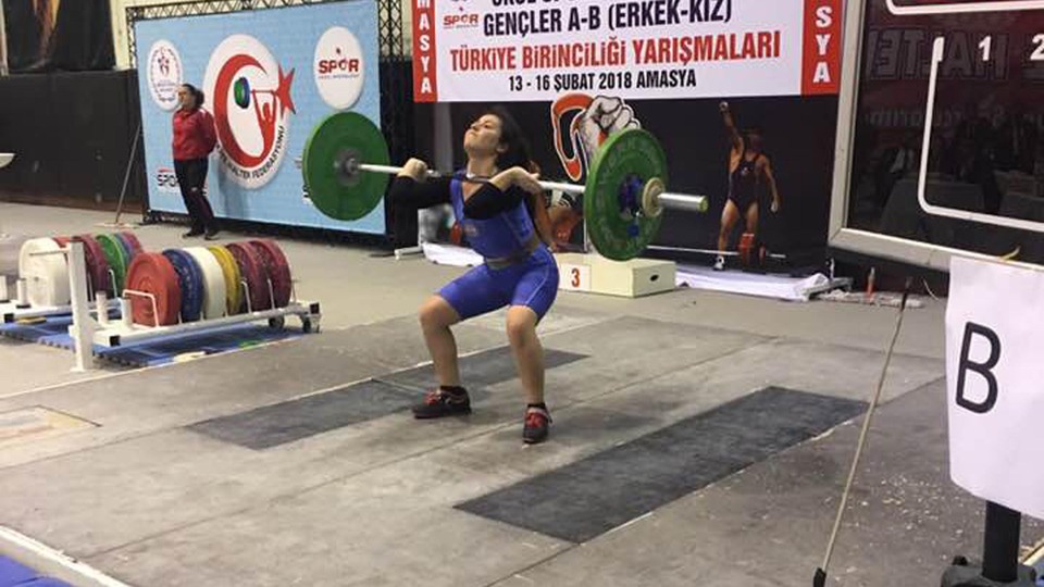Halterci genç kız kayboldu