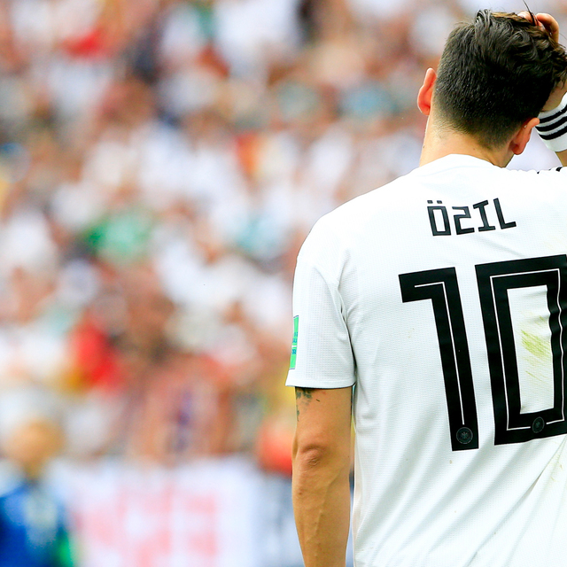 Takım arkadaşından Mesut için flaş sözler!