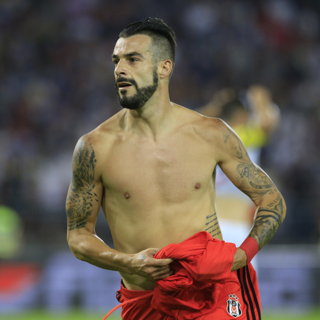 "Negredo sözleşme imzalamak üzere"