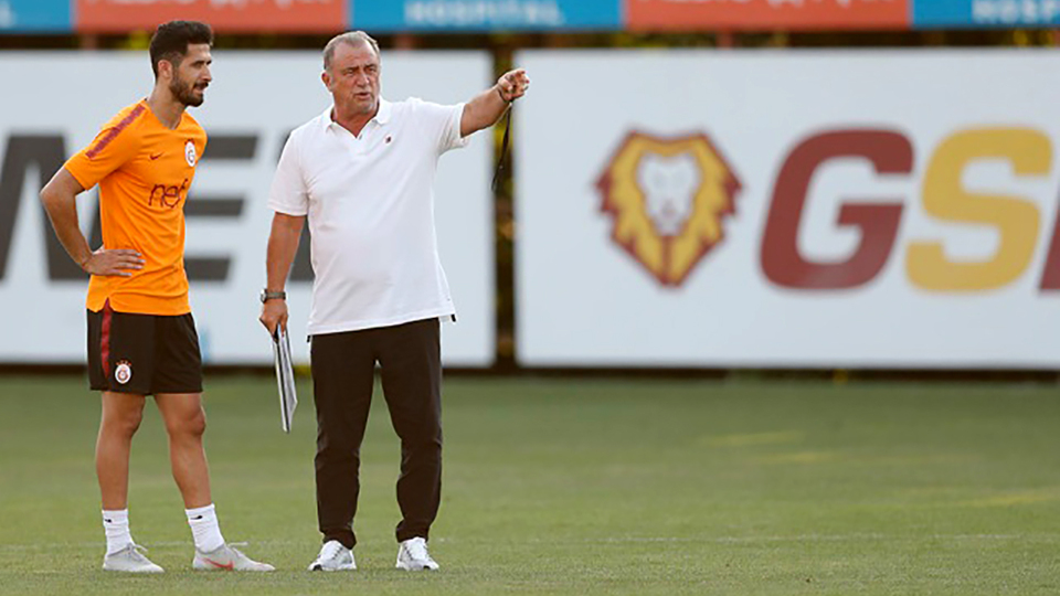 Emre Akbaba ilk idmanına çıktı!