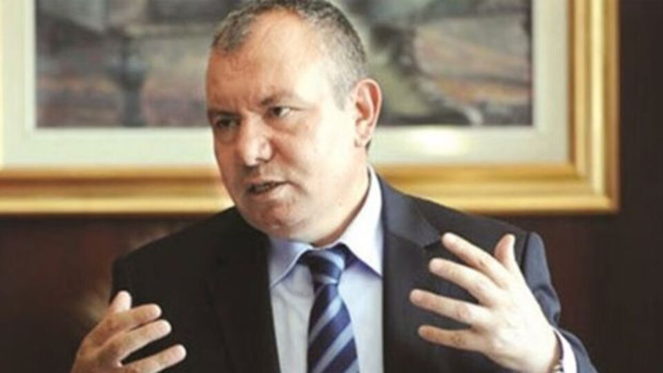 Mustafa Kurt kimdir?