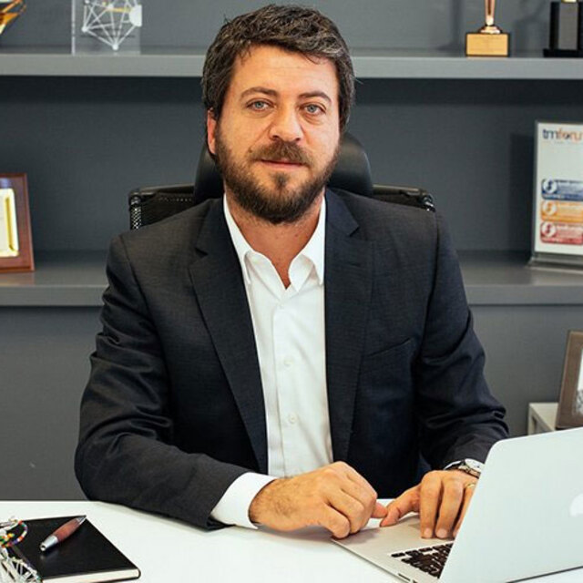 "Türkiye'yi teknoloji, tarım ve turizm düzlüğe çıkaracak"