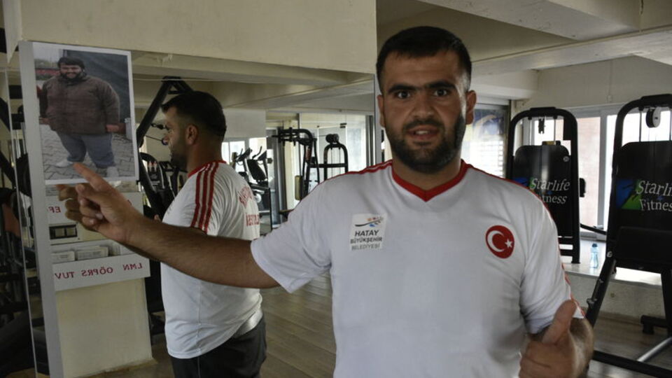 Spor ve diyetle bir yılda 80 kilo verdi
