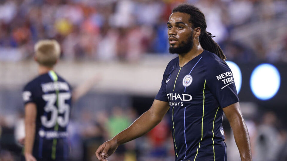 Denayer imzayı attı!