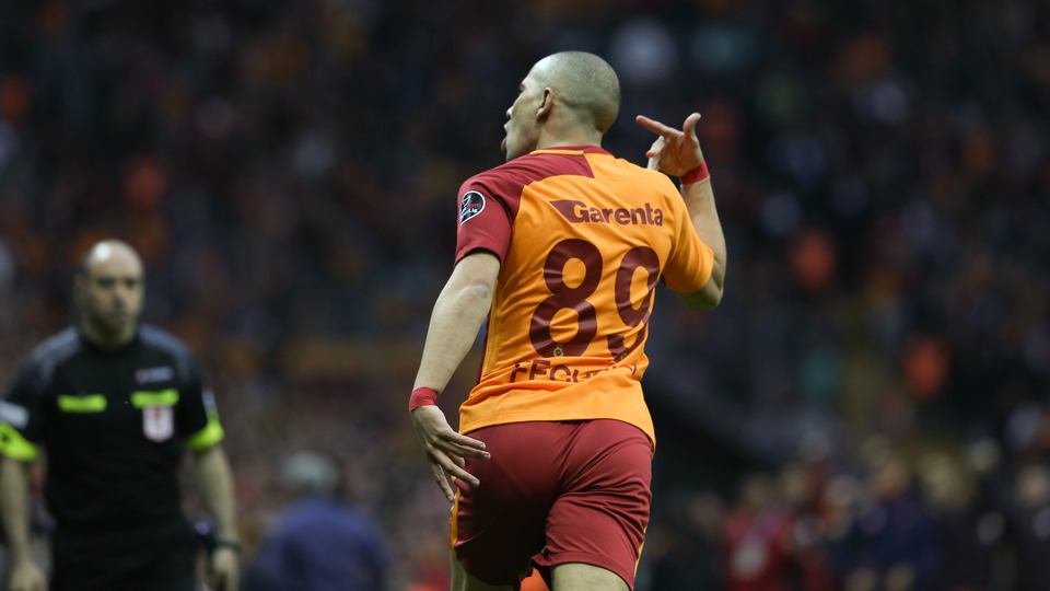 Feghouli'den transfer haberlerine yanıt!