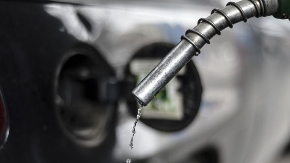 Brent petrolün varili 72,26 dolar