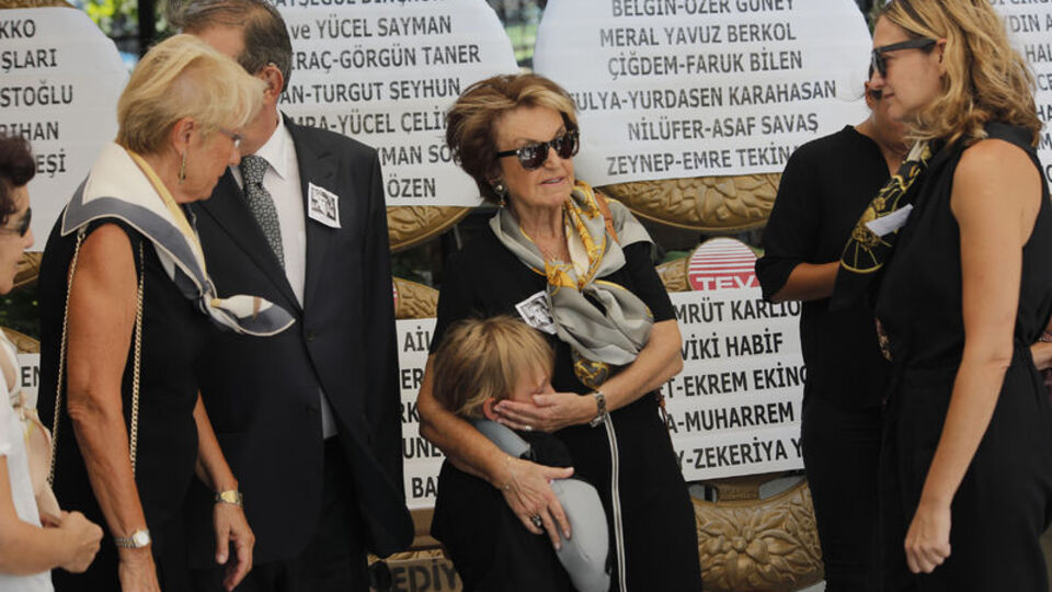 Güngör Uras'a veda...