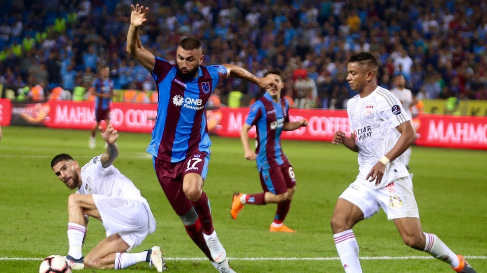 Beşiktaş'tan teklif var mı? Başkandan açıklama!