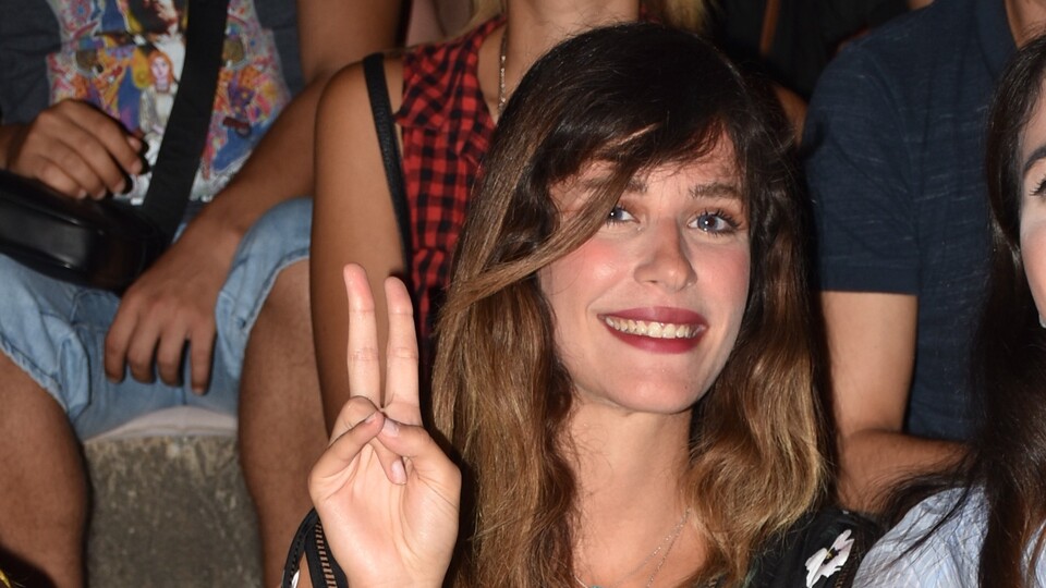 Kaan sahnede, Kıvılcım baş köşede