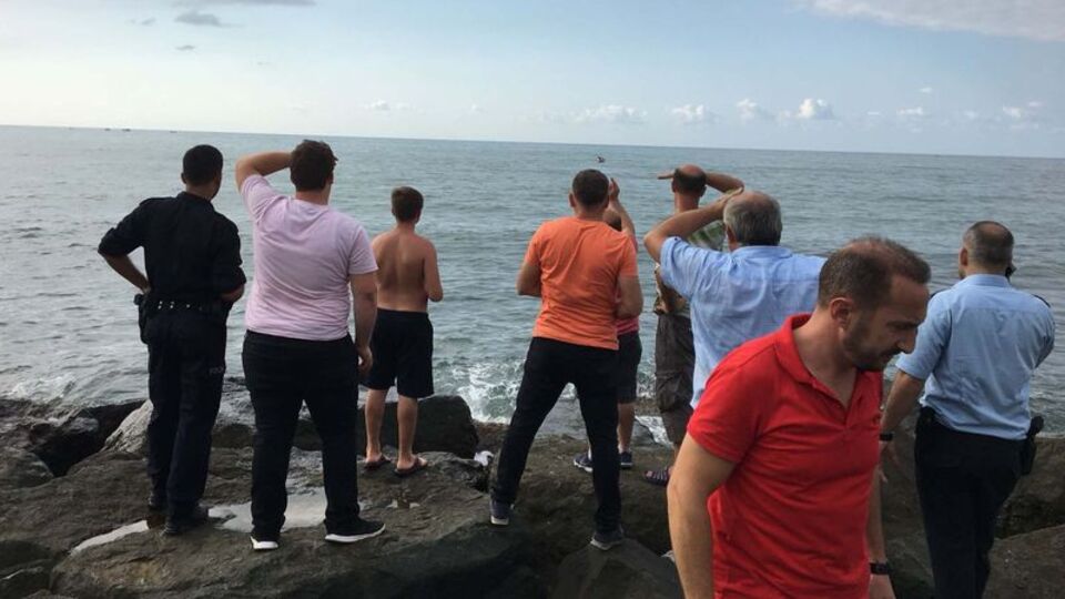 Denizde kayıp olarak aranırken kıyıya çıktı