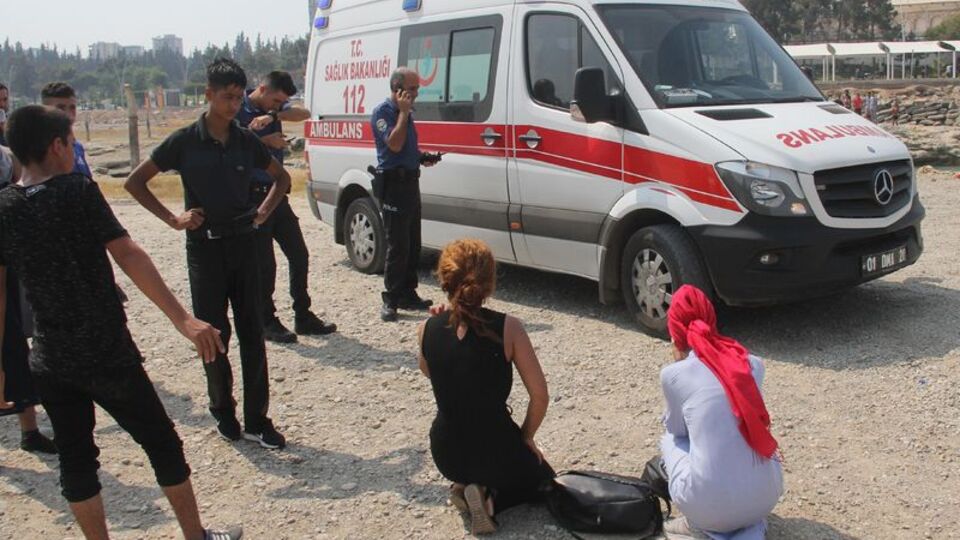 Gölde boğulan gencin yakınları yıkıldı