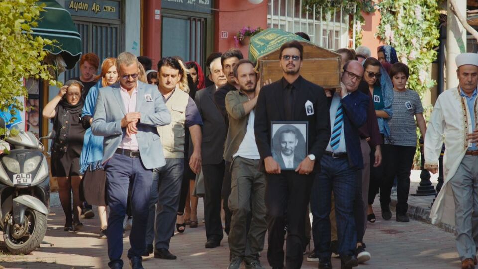 'Keşke Hiç Büyümeseydik'in yeni tanıtımı yayınlandı