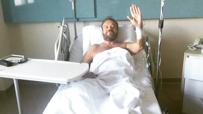 Usta sanatçı hastaneye kaldırıldı