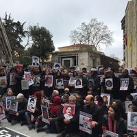 Cumartesi Anneleri'ne izin yok, gözaltılar var