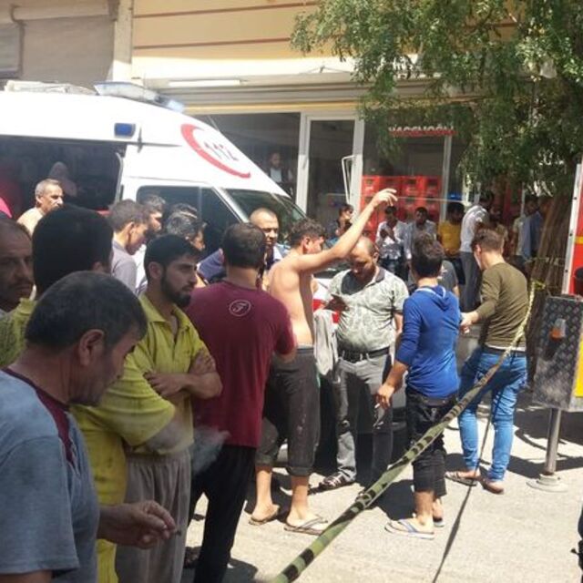 Kilis'te fırında yangın çıktı! Mahsur kalanlar var