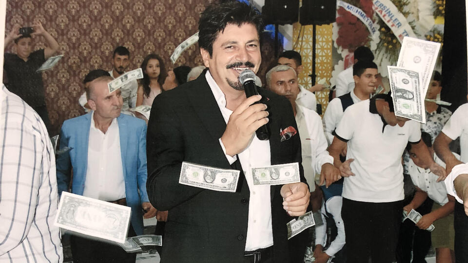 Türkücüye dolar yağdı