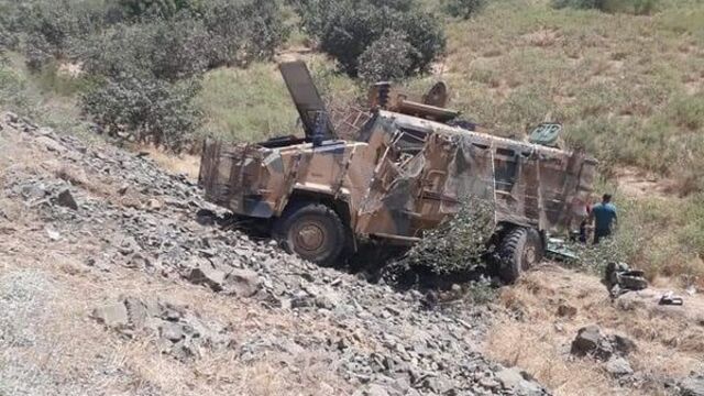 Hakkari'de 2 asker şehit, 9 asker yaralı