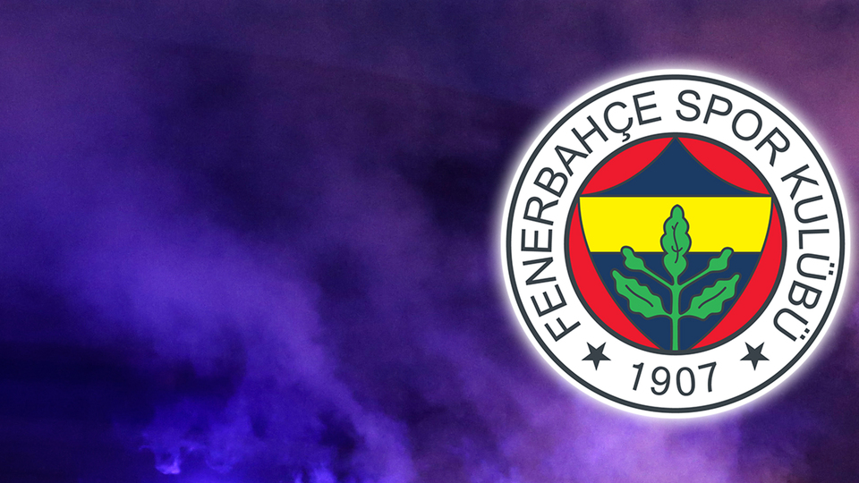 Canlı yayında transfer müjdesi!