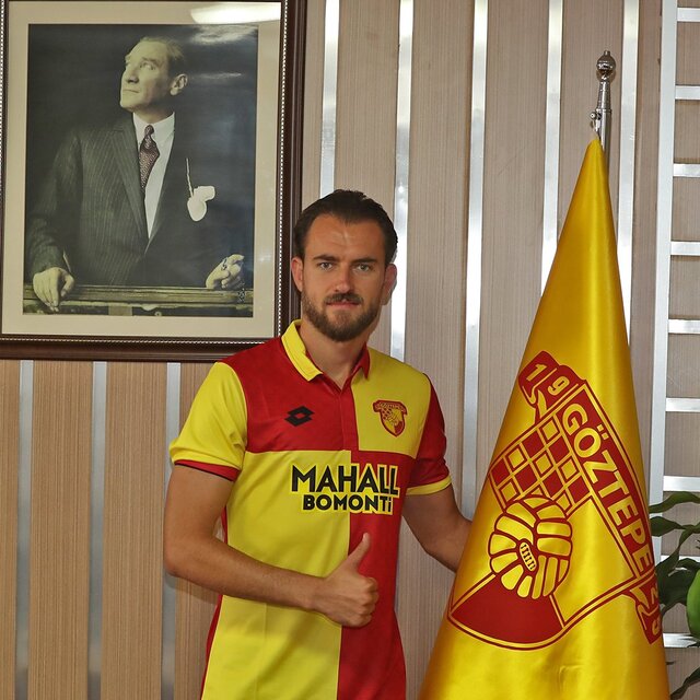 Göztepe'de transfer!