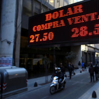 Arjantin faizleri yüzde 60'a çıkardı