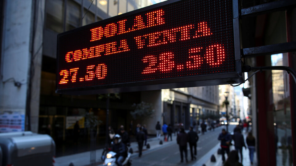 Arjantin faizleri yüzde 60'a çıkardı