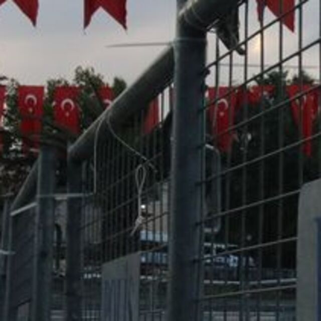 Vatan Caddesi trafiğe kapatıldı