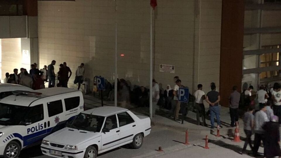 Düğünde geline büyük acı!