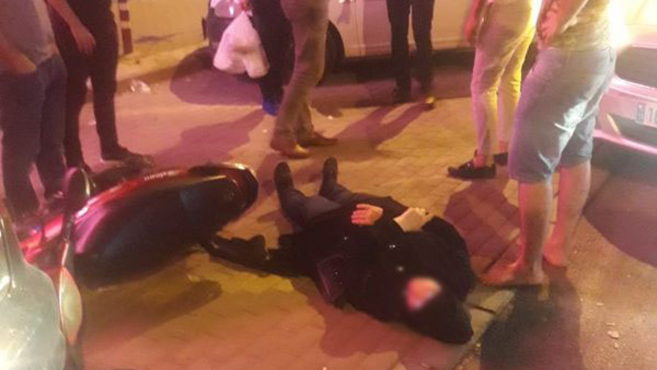 Bursa'da otomobil ve elektrikli bisiklet çarpıştı