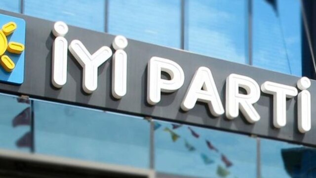 İYİ Parti'de bir istifa daha!