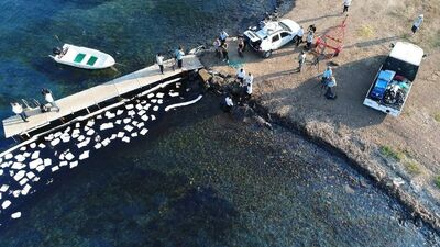 Foça'da bakanlık yetkilileri olay yerinde