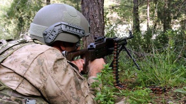 Hakkari'de 3 terörist etkisiz hale getirildi