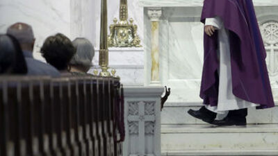 ABD'de kardinale çocuk istismarı protestosu