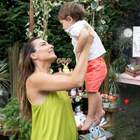 Birinci yaşa 50 kişilik parti!