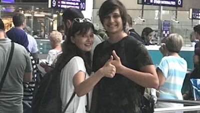 Oğlunu İngiltere'ye götürdü