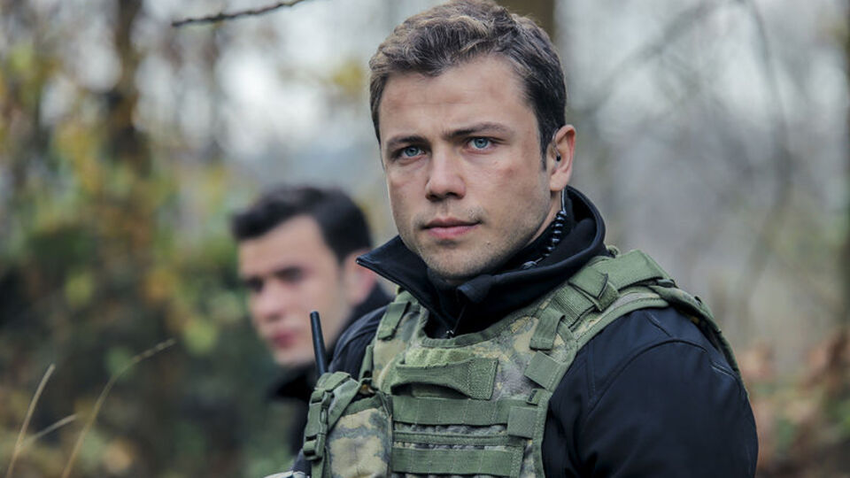 Ünlü oyuncu 'Söz' dizisinde!