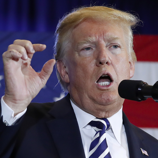 Trump bu kez futbol ligini hedef aldı