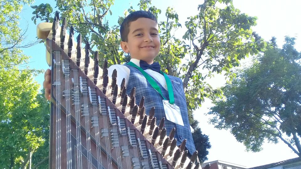 9 yaşındaki büyük yetenek! Kendisine hayran bıraktı