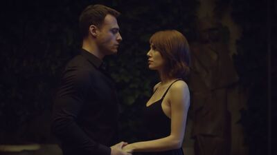 Türkiye'nin ilk vampir dizisi Yaşamayanlar başlıyor!