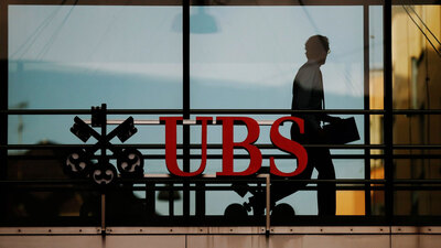 "Avrupa'da büyük bankalar birleşebilir"