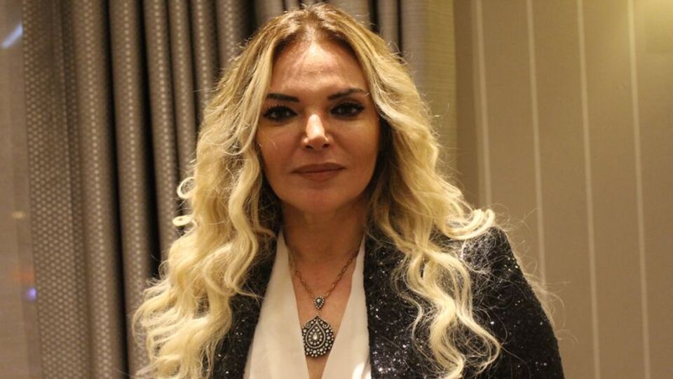 Ünlü şarkıcıyla ilgili hastaneden açıklama