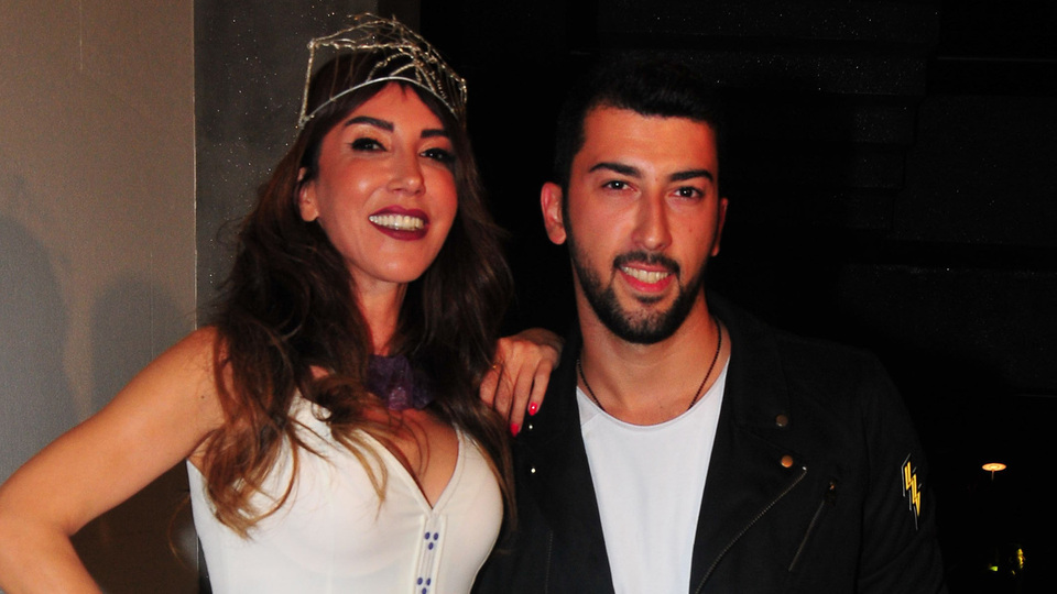 Hande Yener'in oğlu uçakta kavga etti