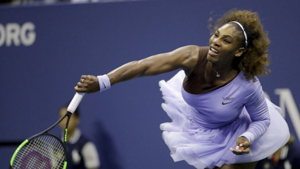 Serena ve Osaka finale yükseldi!