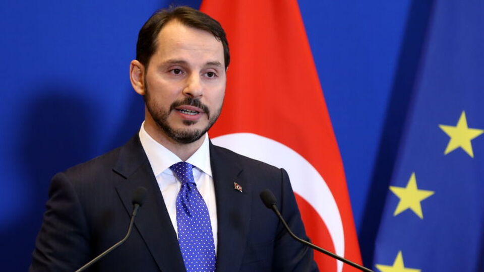 "Trump, NATO üyesi bir ülkenin ekonomisine alenen saldırdı"